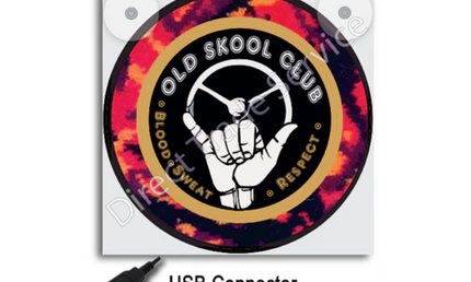 Lightbox Deluxe: Danish Pluche Old Skool Club
